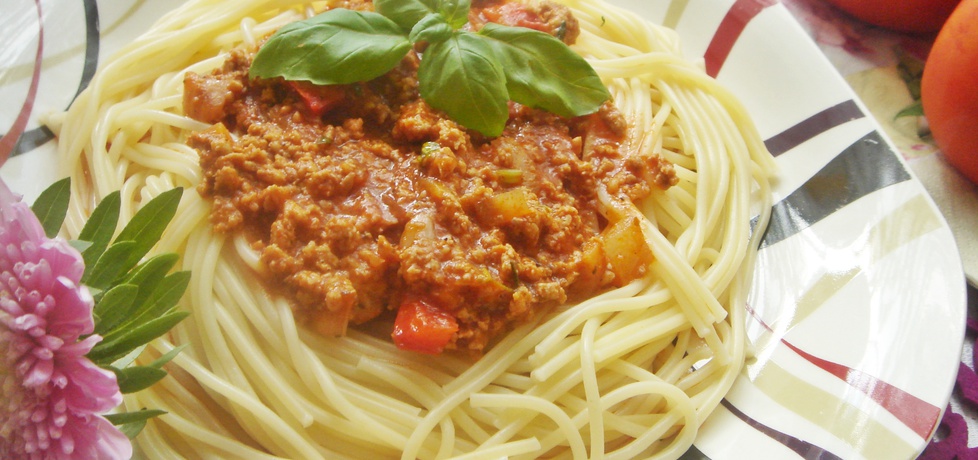 Spaghetti bolognese ze świeżymi ziołami (autor: justi2401 ...
