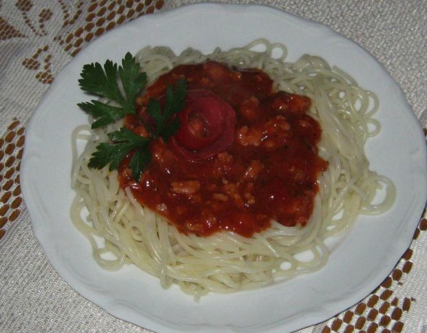 Przepis  spaghetti z sosem przepis