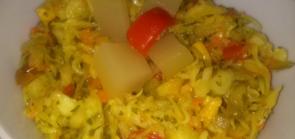 Surówka z kapusty, korniszona w curry (autor: milka100 ...