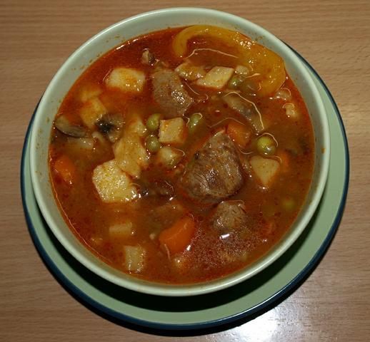 Przepis  zupa gulaszowa (zimowa) przepis