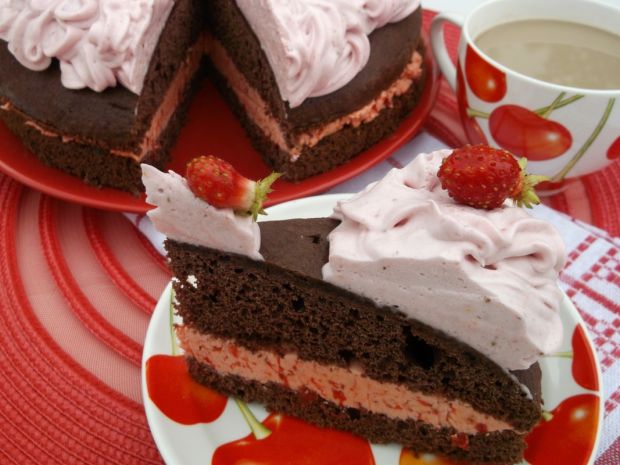 Przepis  ciasto czekoladowo-truskawkowe przepis
