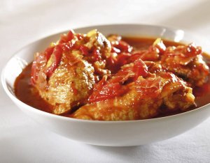 Hiszpańska potrawka z kurczaka (pollo a la chilindron)