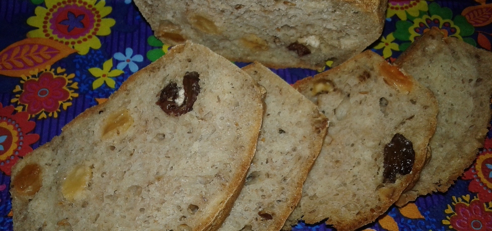 Domowy chlebek z bakaliami (autor: renata9)
