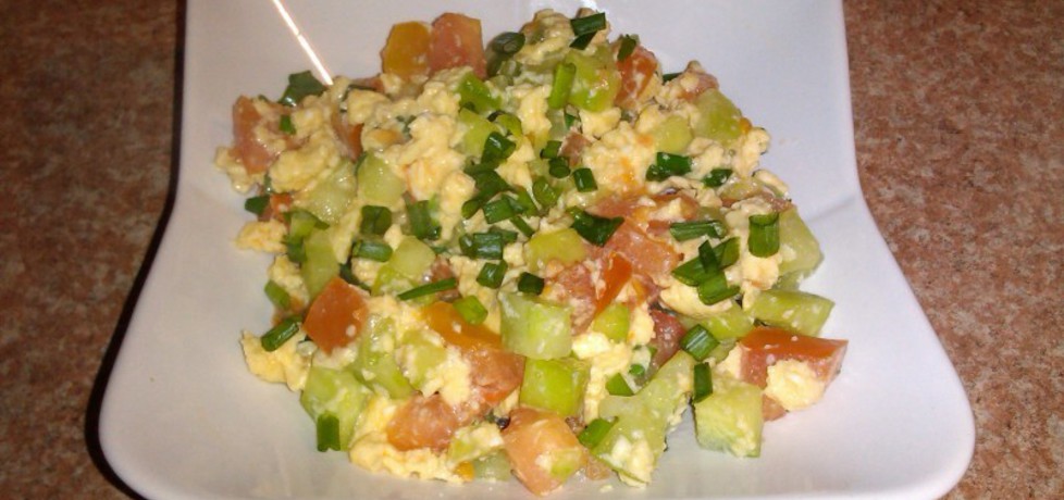 Śniadaniowe warzywka w jajku (autor: konczi)