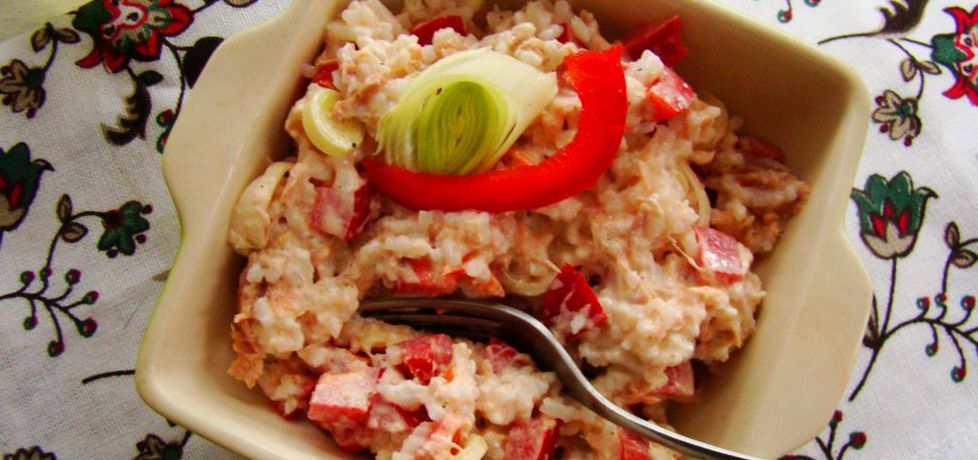 Sałatka ryżowa z tuńczykiem i papryką czerwoną (autor: iwa643 ...