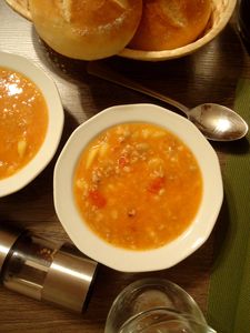 Zupa z mięsem mielonym