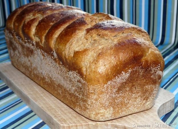 Chleb pszenno-żytni z maślanką