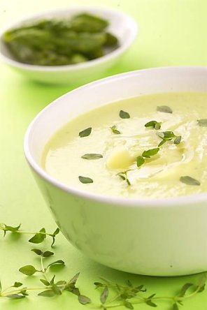 Zupa-krem ze szparagów  prosty przepis i składniki