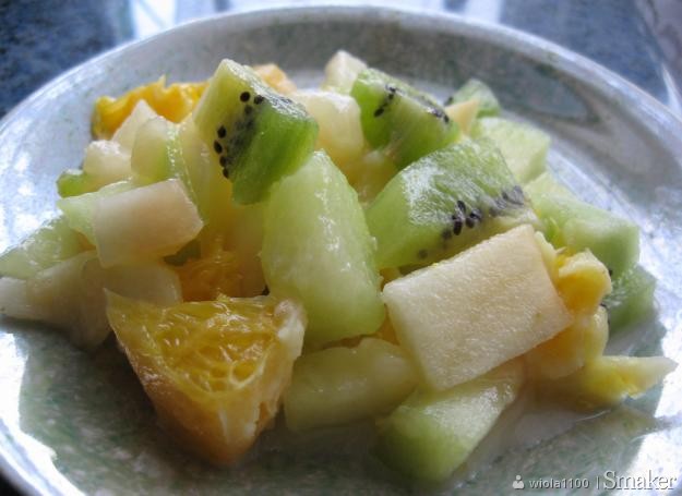 Owocowa sałatka z melonem