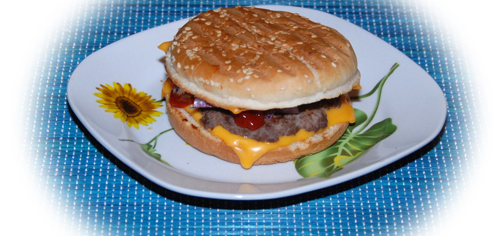 Cheesburger domowy z grilla (autor: fotoviderek)
