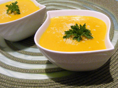 Zupa dyniowa z pomarańczą i imbirem