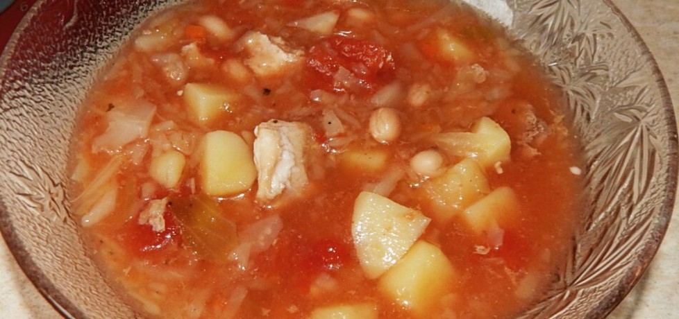 Zupa z młodej kapusty z fasolą i pomidorami (autor: habibi ...