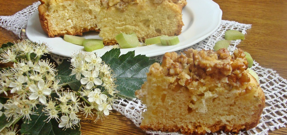Ciasto z rabarbarem i orzechami (autor: iziona)