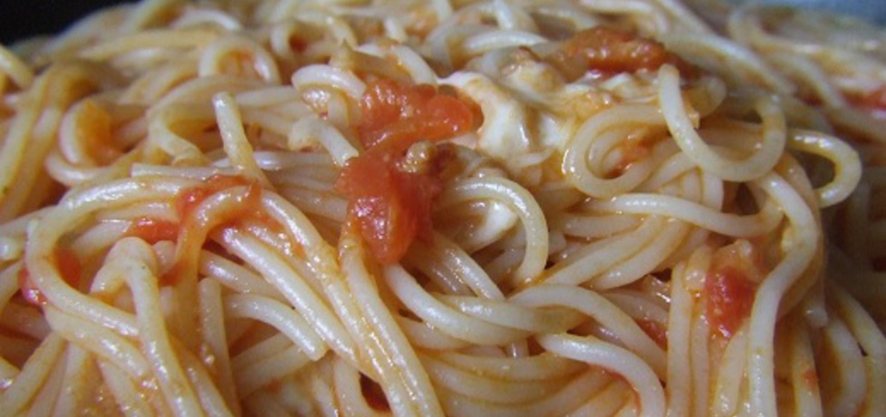 Spaghetti z mozzarellą i parmezanem (autor: kasianikodek ...
