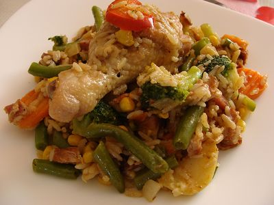 Pałeczki w ryżu i warzywach