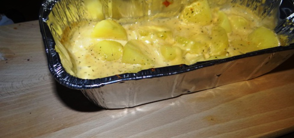 Młode ziemniaki pieczone w sosie serowym (autor: muffina ...