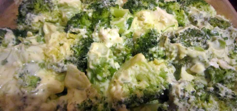 Prosta sałatka z brokułów (autor: kate131)
