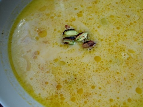 Zupa z dyni z pistacjami