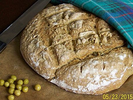 Przepis  pełnoziarnisty chleb z zielonego groszku przepis