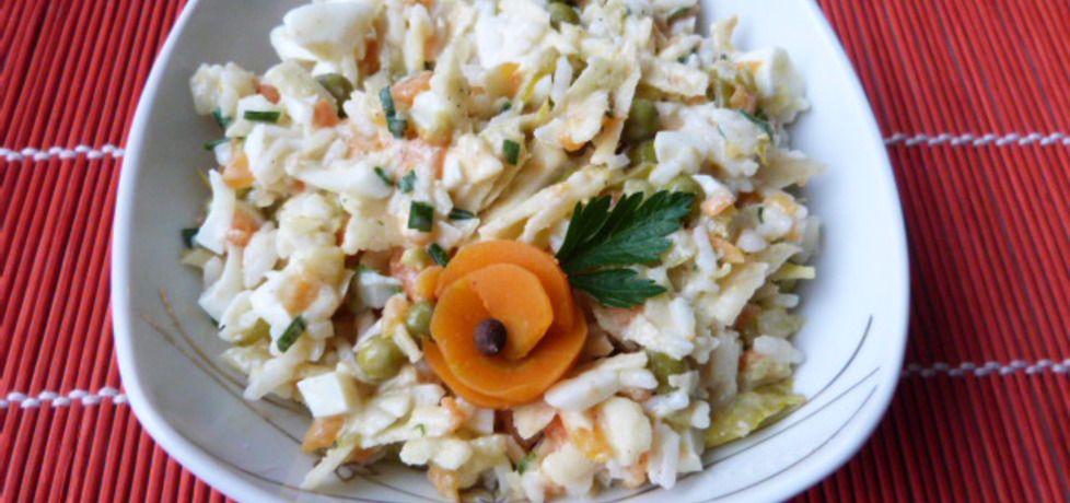 Sałatka warzywna z ryżem i żółtym serem (autor: renatazet ...