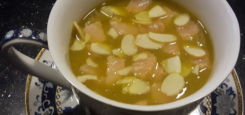 Zielona zupa z łososiem i migdałami (autor: kuchniamagdaleny ...