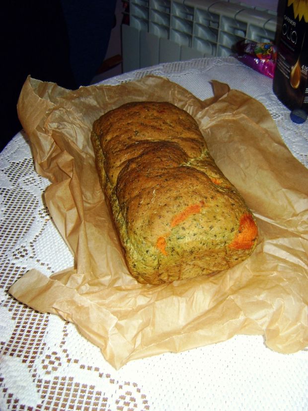 Przepis  chleb pomidorowo-szpinakowo