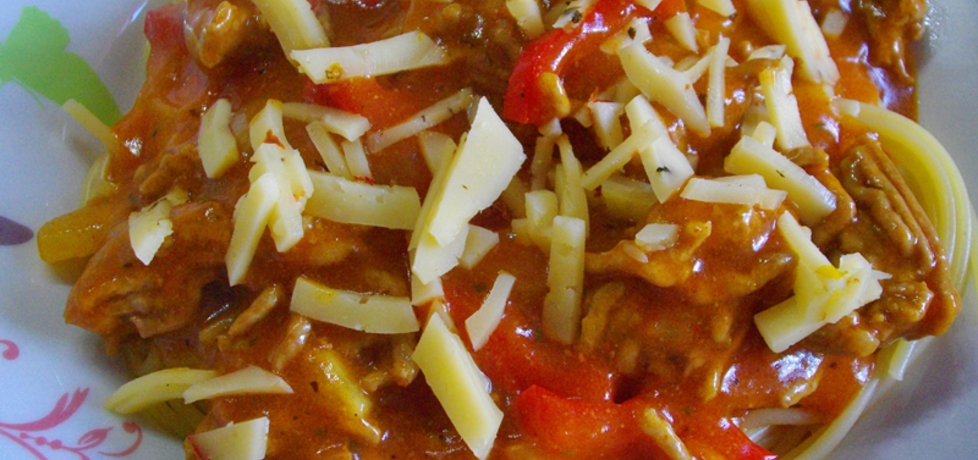 Spaghetti z mięsem mielonym, papryką i ogórkami (autor: habibi ...