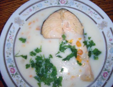 Zupa łososiowa