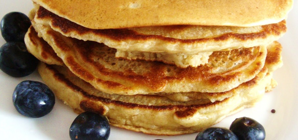 Odchudzone, pełnoziarniste pancakes z borówkami (autor ...