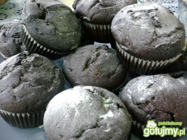 Przepis  czarne muffiny z białą czekoladą przepis