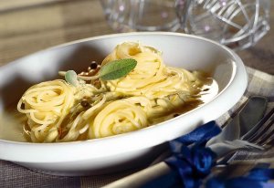 Spaghetti z sosem gorgonzola  prosty przepis i składniki