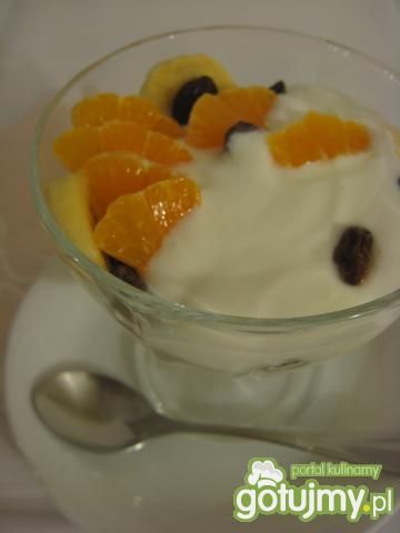 Przepis  deser jogurtowy z mandarynkami przepis