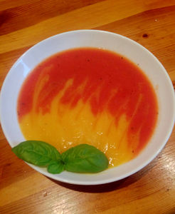 Ognista zupa pomidorowo