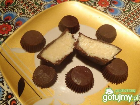 Przepis  czekoladki z nadzieniem kokosowym przepis