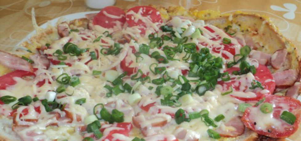 Pizza na chlebie z pomidorami (autor: haneczka1)