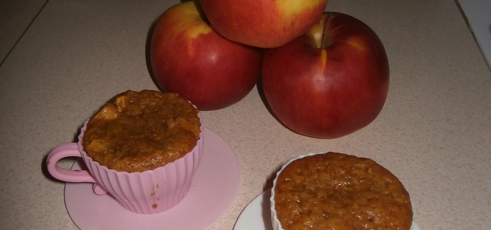 Kawowe muffinki z jabłkiem. (autor: nogawkuchni)