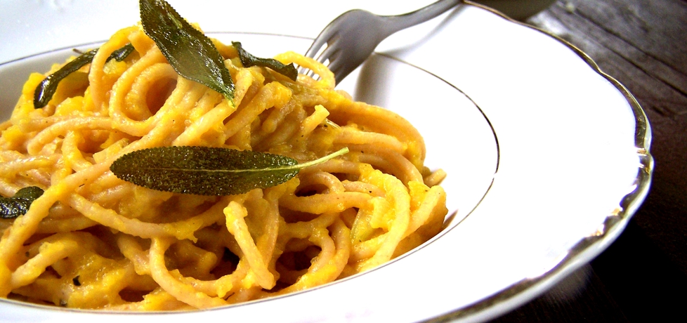 Spaghetti z sosem z dyni z szałwią (autor: caralajna ...