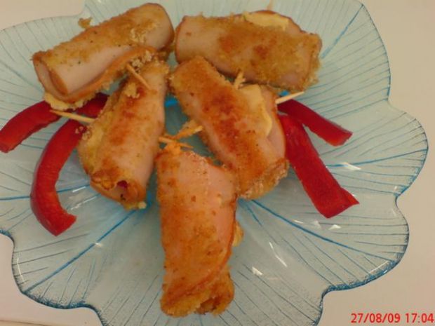 Przepis  mini roladki z piersi z kurczaka z serem przepis