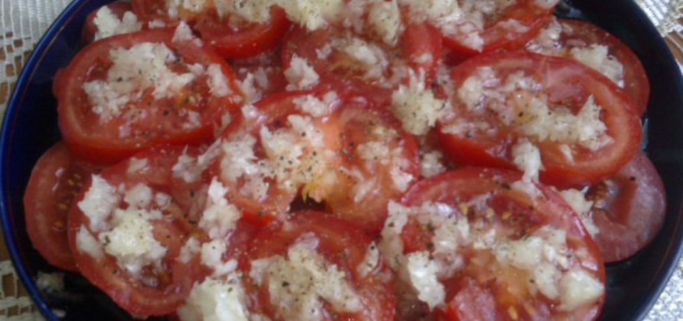 Sałatka z pomidorów i cebuli (autor: smakowita)
