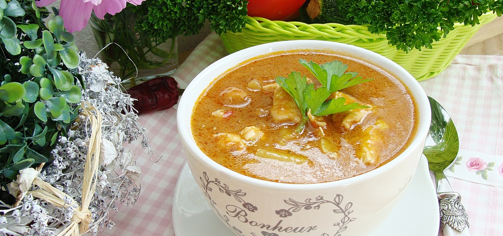 Zupa gulaszowa z kurczakiem (autor: 2milutka)