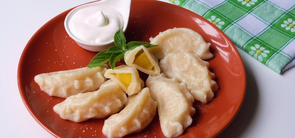 Pierogi z brzoskwiniami (autor: renatazet)