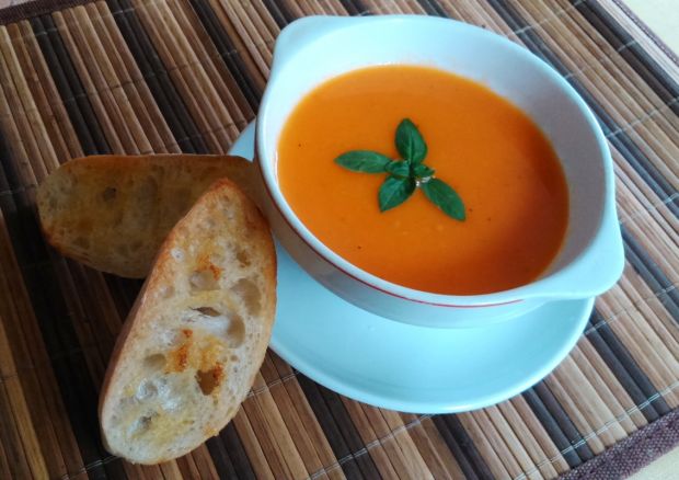 Przepis  zupa krem pomidorowy z grzankami przepis