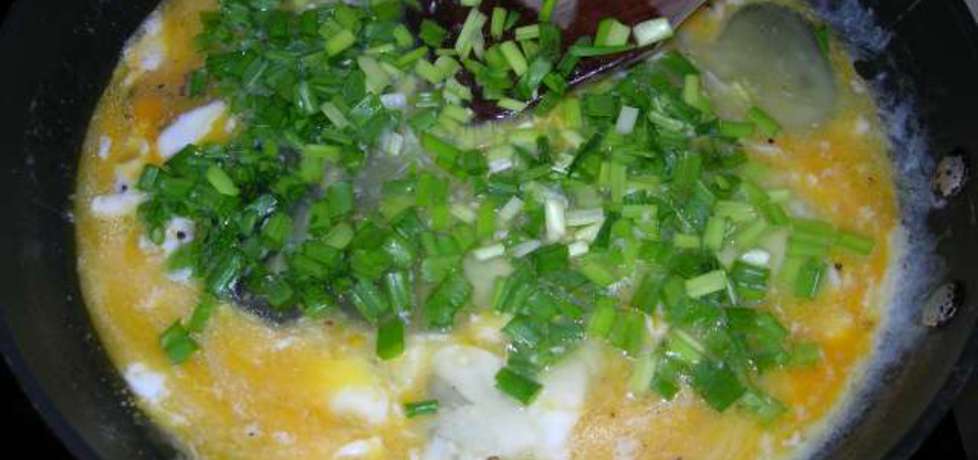 Jajka na maśle z zieleniną (autor: bocja)