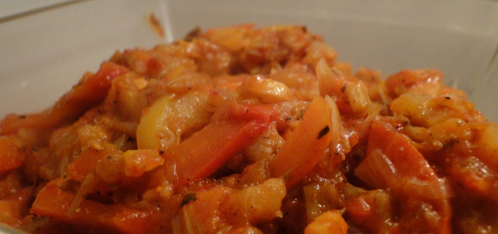 Duszone warzywa w sosie pomidorowym z chili (autor: agnieszkab ...