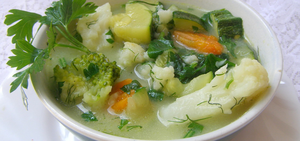 Zupa warzywna na maśle z ryżem i cukinią... (autor: w-mojej