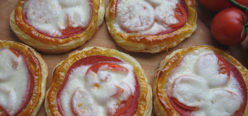 Tartaletki z salami i mozzarellą (autor: anemon)