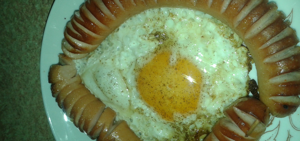 Parówki z jajkiem. (autor: monika-grzywna