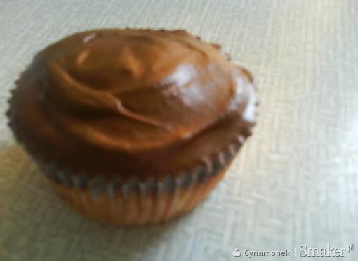 Orzechowe muffinki z kremem czekoladowym