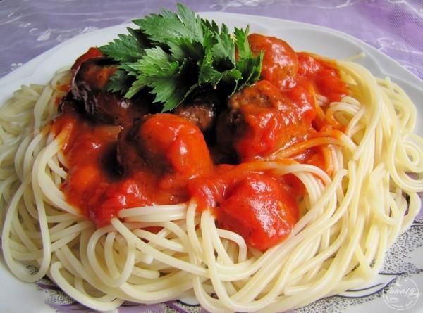 Przepis  spaghetti z klopsikami wołowymi przepis