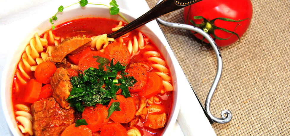 Zupa pomidorowa na wywarze drobiowo wołowym (autor: rng ...